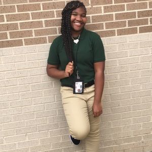 Meet your Posher, Kayla